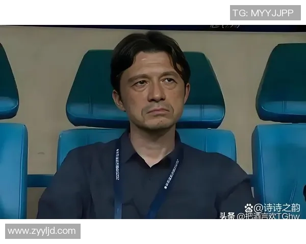 谢晖执教生涯回顾与展望：从球场到教练席的蜕变与挑战